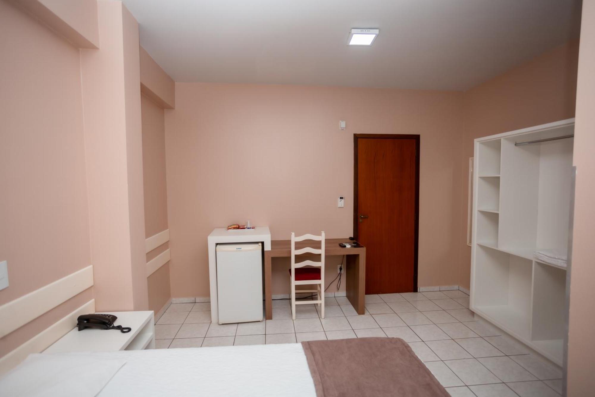 Nayru Hotel Толедо Екстериор снимка