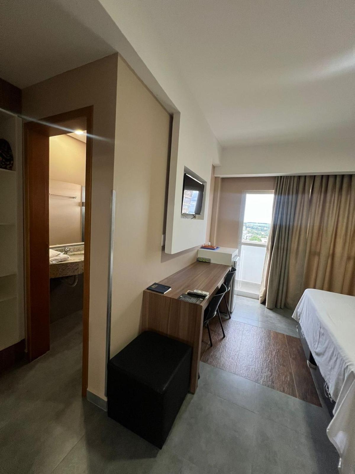 Nayru Hotel Толедо Екстериор снимка