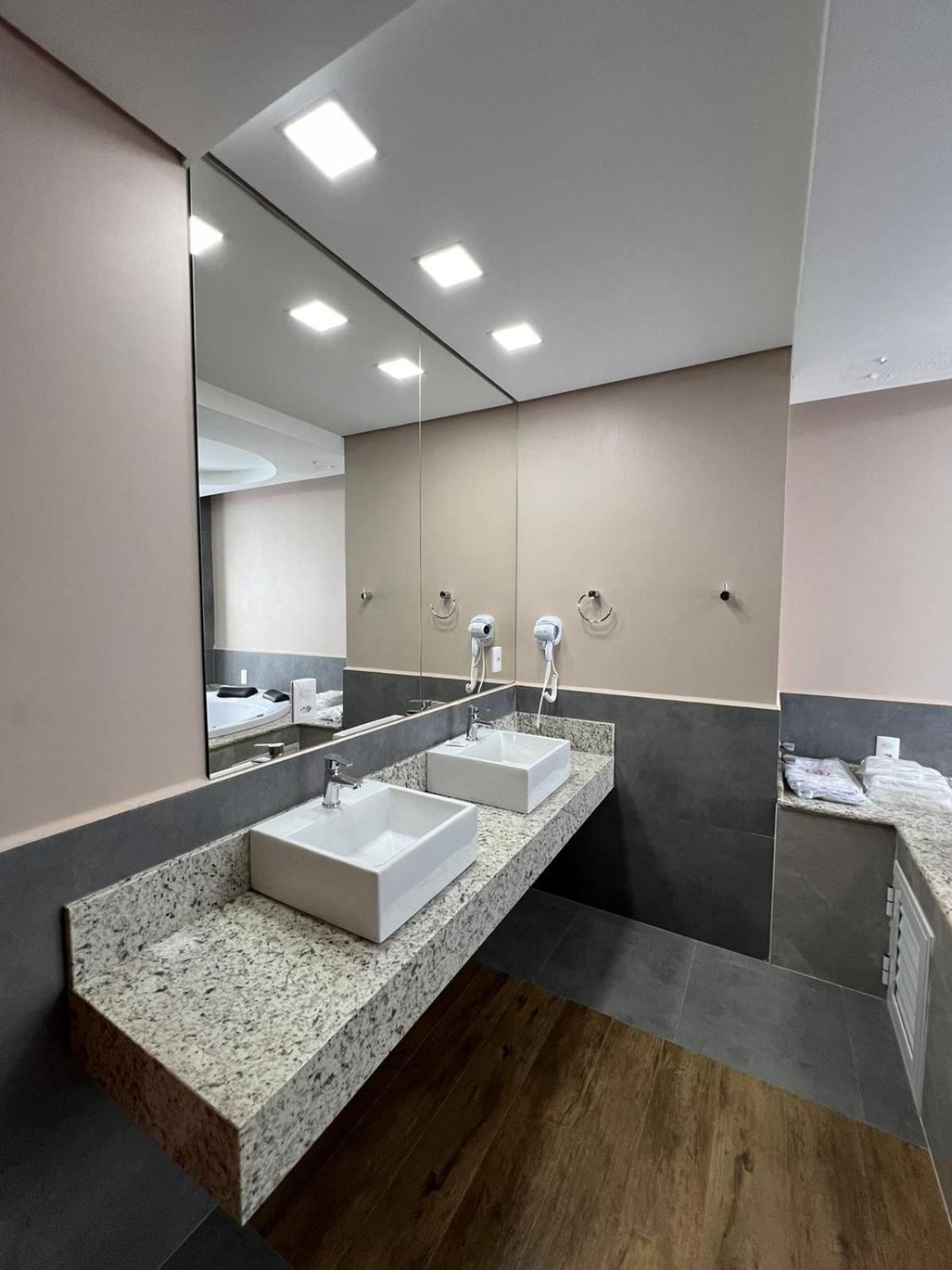 Nayru Hotel Толедо Екстериор снимка